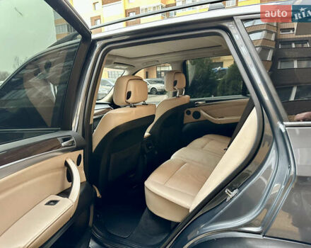 Серый БМВ Х5, объемом двигателя 2.99 л и пробегом 253 тыс. км за 15900 $, фото 17 на Automoto.ua