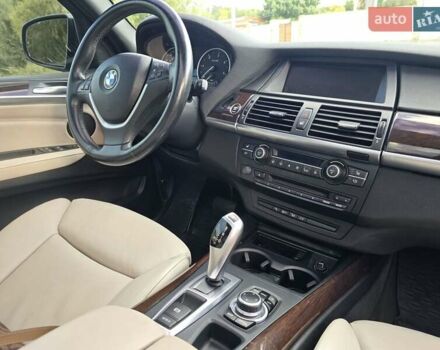 Сірий БМВ Х5, об'ємом двигуна 2.99 л та пробігом 222 тис. км за 20000 $, фото 18 на Automoto.ua