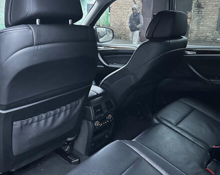 Серый БМВ Х5, объемом двигателя 2.98 л и пробегом 306 тыс. км за 11950 $, фото 12 на Automoto.ua