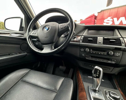 Серый БМВ Х5, объемом двигателя 2.99 л и пробегом 320 тыс. км за 17900 $, фото 26 на Automoto.ua
