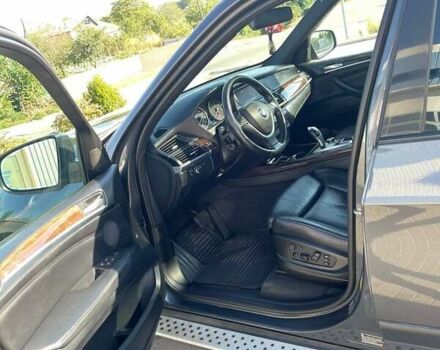 БМВ Х5 2012 в Жмеренке на Automoto.ua Серый БМВ Х5, объемом двигателя 3 л и пробегом 285 тыс. км за 17000 $, фото 41 на Automoto.ua