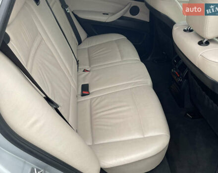 Сірий БМВ Х5, об'ємом двигуна 3 л та пробігом 285 тис. км за 15600 $, фото 40 на Automoto.ua