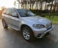 Серый БМВ Х5, объемом двигателя 3 л и пробегом 257 тыс. км за 12000 $, фото 1 на Automoto.ua