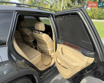 Серый БМВ Х5, объемом двигателя 2.99 л и пробегом 288 тыс. км за 17999 $, фото 9 на Automoto.ua