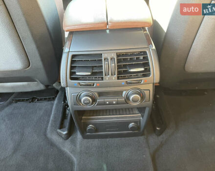 Серый БМВ Х5, объемом двигателя 3 л и пробегом 328 тыс. км за 16999 $, фото 29 на Automoto.ua