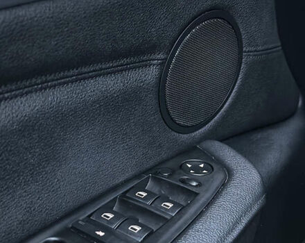 Серый БМВ Х5, объемом двигателя 2.98 л и пробегом 306 тыс. км за 11950 $, фото 13 на Automoto.ua