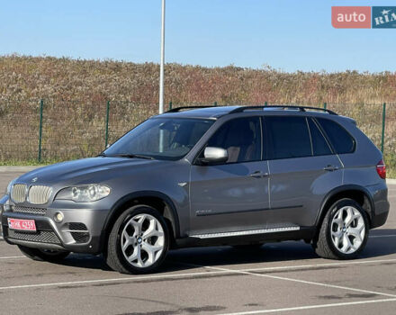 Серый БМВ Х5, объемом двигателя 3 л и пробегом 328 тыс. км за 16999 $, фото 2 на Automoto.ua