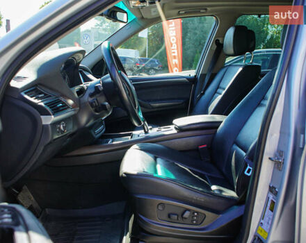 Серый БМВ Х5, объемом двигателя 3 л и пробегом 258 тыс. км за 12950 $, фото 16 на Automoto.ua