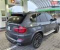 Серый БМВ Х5, объемом двигателя 3 л и пробегом 250 тыс. км за 15700 $, фото 62 на Automoto.ua