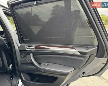 Серый БМВ Х5, объемом двигателя 3 л и пробегом 190 тыс. км за 16900 $, фото 24 на Automoto.ua