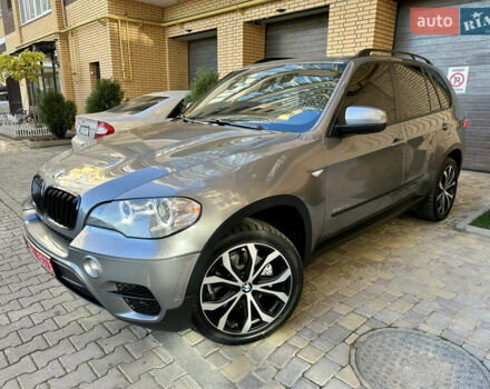 Серый БМВ Х5, объемом двигателя 3 л и пробегом 311 тыс. км за 16900 $, фото 25 на Automoto.ua