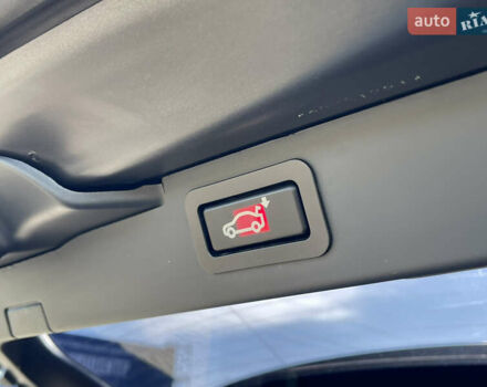 Серый БМВ Х5, объемом двигателя 3 л и пробегом 328 тыс. км за 16999 $, фото 33 на Automoto.ua