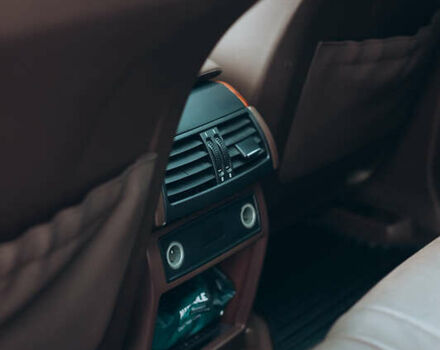 Серый БМВ Х5, объемом двигателя 2.98 л и пробегом 221 тыс. км за 13500 $, фото 17 на Automoto.ua