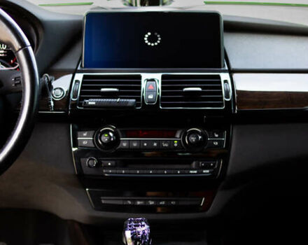 Сірий БМВ Х5, об'ємом двигуна 2.99 л та пробігом 170 тис. км за 26000 $, фото 17 на Automoto.ua