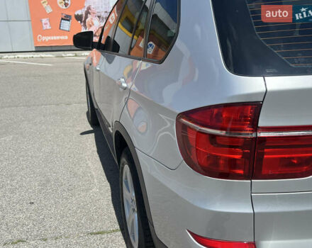 Серый БМВ Х5, объемом двигателя 2.98 л и пробегом 285 тыс. км за 15999 $, фото 13 на Automoto.ua