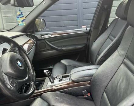 Серый БМВ Х5, объемом двигателя 3 л и пробегом 320 тыс. км за 16500 $, фото 6 на Automoto.ua