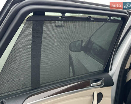 Сірий БМВ Х5, об'ємом двигуна 3 л та пробігом 285 тис. км за 15600 $, фото 31 на Automoto.ua