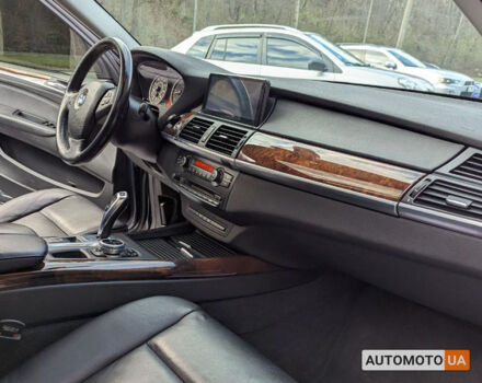 Серый БМВ Х5, объемом двигателя 3 л и пробегом 320 тыс. км за 19800 $, фото 13 на Automoto.ua