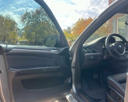 Серый БМВ Х5, объемом двигателя 3 л и пробегом 155 тыс. км за 7500 $, фото 8 на Automoto.ua