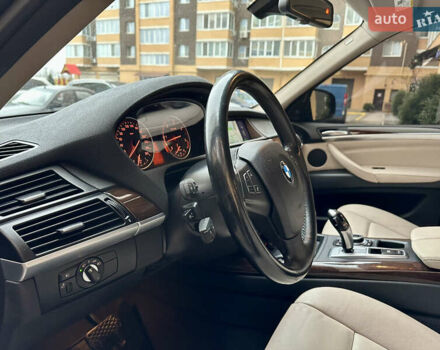 Серый БМВ Х5, объемом двигателя 2.99 л и пробегом 253 тыс. км за 15900 $, фото 32 на Automoto.ua