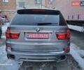 Серый БМВ Х5, объемом двигателя 3 л и пробегом 311 тыс. км за 17999 $, фото 39 на Automoto.ua