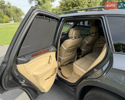 Серый БМВ Х5, объемом двигателя 2.99 л и пробегом 288 тыс. км за 17999 $, фото 10 на Automoto.ua