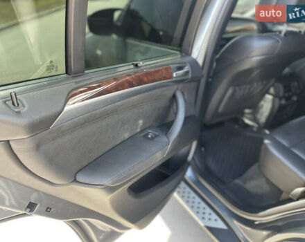 Серый БМВ Х5, объемом двигателя 3 л и пробегом 160 тыс. км за 22000 $, фото 11 на Automoto.ua