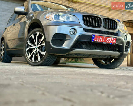 Серый БМВ Х5, объемом двигателя 3 л и пробегом 311 тыс. км за 16900 $, фото 2 на Automoto.ua