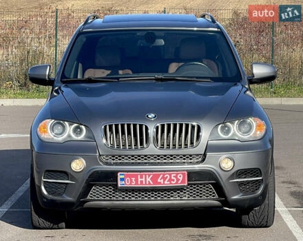 Серый БМВ Х5, объемом двигателя 3 л и пробегом 328 тыс. км за 16999 $, фото 11 на Automoto.ua