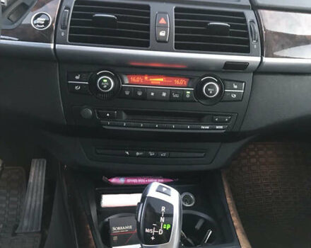 Серый БМВ Х5, объемом двигателя 2.98 л и пробегом 238 тыс. км за 13700 $, фото 10 на Automoto.ua