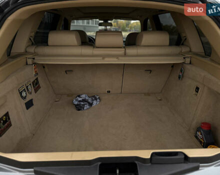 Сірий БМВ Х5, об'ємом двигуна 2.98 л та пробігом 241 тис. км за 17400 $, фото 19 на Automoto.ua