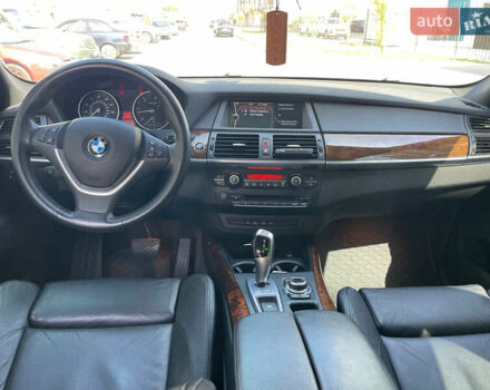 Серый БМВ Х5, объемом двигателя 3 л и пробегом 160 тыс. км за 22000 $, фото 19 на Automoto.ua