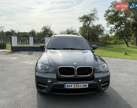Серый БМВ Х5, объемом двигателя 2.99 л и пробегом 288 тыс. км за 17999 $, фото 2 на Automoto.ua