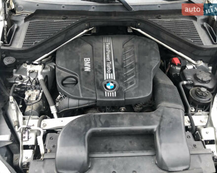 Сірий БМВ Х5, об'ємом двигуна 3 л та пробігом 258 тис. км за 18000 $, фото 20 на Automoto.ua