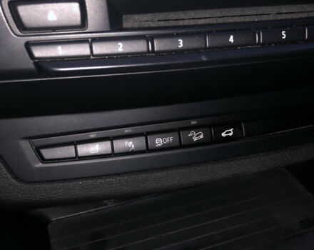 Сірий БМВ Х5, об'ємом двигуна 3 л та пробігом 258 тис. км за 18000 $, фото 13 на Automoto.ua