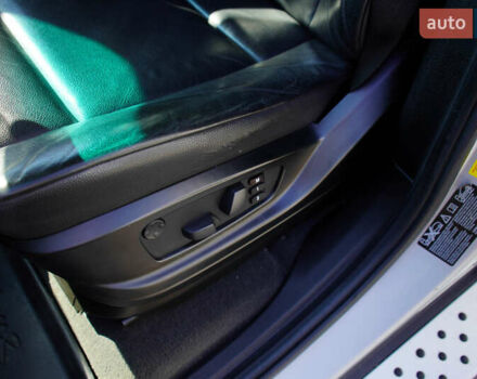 Серый БМВ Х5, объемом двигателя 3 л и пробегом 258 тыс. км за 12950 $, фото 15 на Automoto.ua