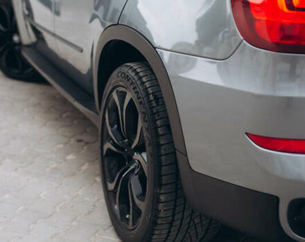 Серый БМВ Х5, объемом двигателя 2.98 л и пробегом 221 тыс. км за 13500 $, фото 14 на Automoto.ua