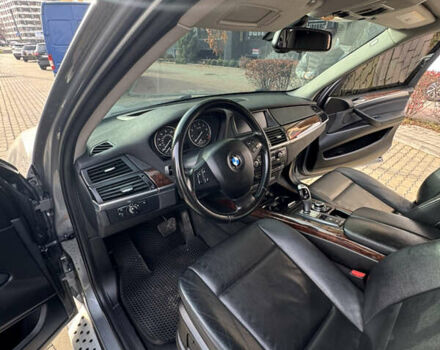 Серый БМВ Х5, объемом двигателя 2.98 л и пробегом 300 тыс. км за 13500 $, фото 8 на Automoto.ua