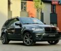 Сірий БМВ Х5, об'ємом двигуна 3 л та пробігом 256 тис. км за 18800 $, фото 1 на Automoto.ua