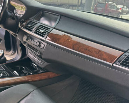 Серый БМВ Х5, объемом двигателя 2.98 л и пробегом 300 тыс. км за 13500 $, фото 16 на Automoto.ua