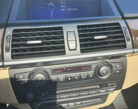 Серый БМВ Х5, объемом двигателя 2.99 л и пробегом 162 тыс. км за 18700 $, фото 13 на Automoto.ua