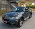 Серый БМВ Х5, объемом двигателя 3 л и пробегом 252 тыс. км за 14800 $, фото 1 на Automoto.ua