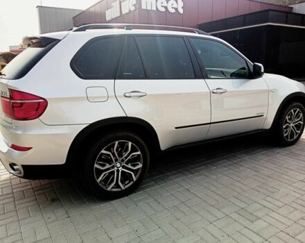 Серый БМВ Х5, объемом двигателя 3 л и пробегом 256 тыс. км за 14850 $, фото 3 на Automoto.ua