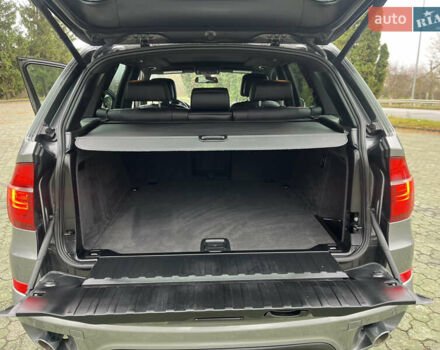 Серый БМВ Х5, объемом двигателя 3 л и пробегом 242 тыс. км за 18450 $, фото 29 на Automoto.ua