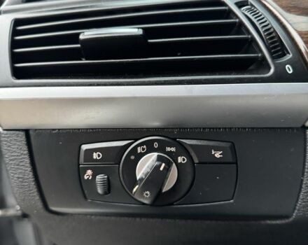 Сірий БМВ Х5, об'ємом двигуна 3 л та пробігом 229 тис. км за 12900 $, фото 16 на Automoto.ua