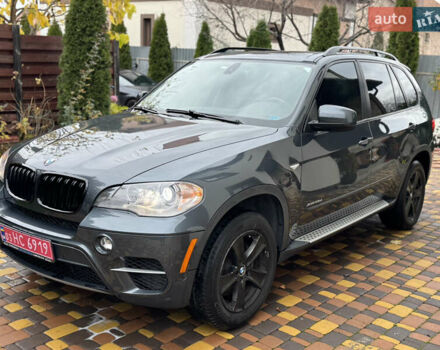 Серый БМВ Х5, объемом двигателя 3 л и пробегом 228 тыс. км за 16700 $, фото 1 на Automoto.ua