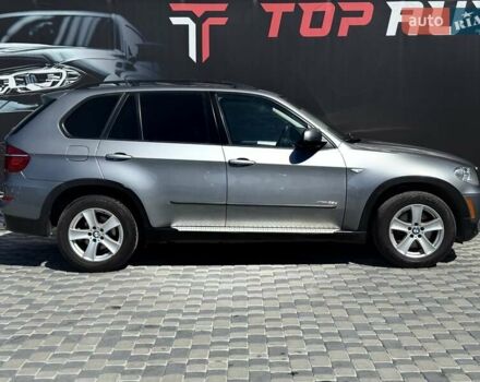 Серый БМВ Х5, объемом двигателя 3 л и пробегом 253 тыс. км за 15700 $, фото 13 на Automoto.ua