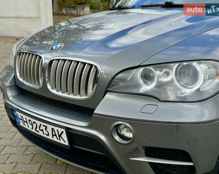 Серый БМВ Х5, объемом двигателя 2.99 л и пробегом 211 тыс. км за 16500 $, фото 2 на Automoto.ua