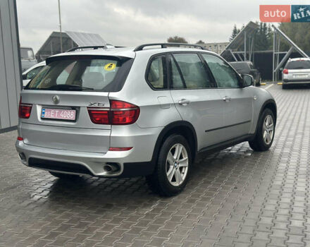 Серый БМВ Х5, объемом двигателя 3 л и пробегом 275 тыс. км за 13900 $, фото 6 на Automoto.ua