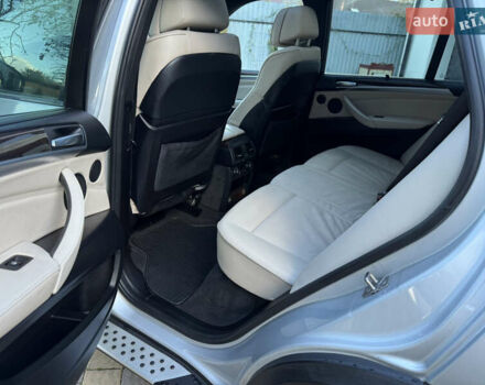 Серый БМВ Х5, объемом двигателя 3 л и пробегом 226 тыс. км за 16500 $, фото 7 на Automoto.ua